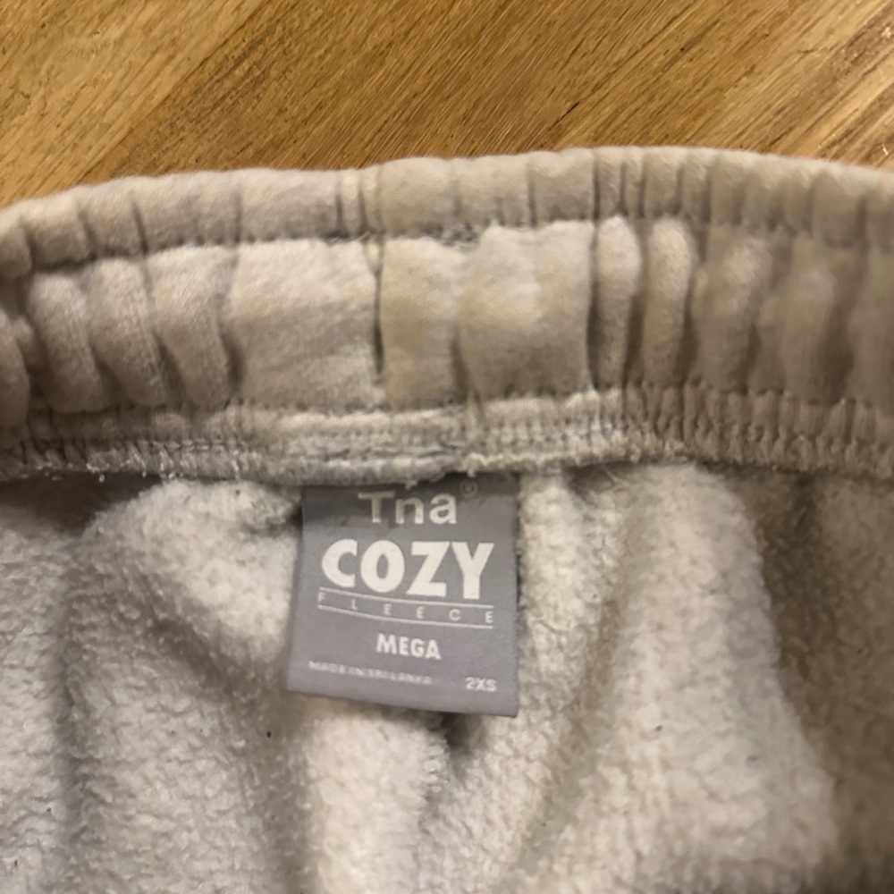 TNA Aritzia grey sweatpants